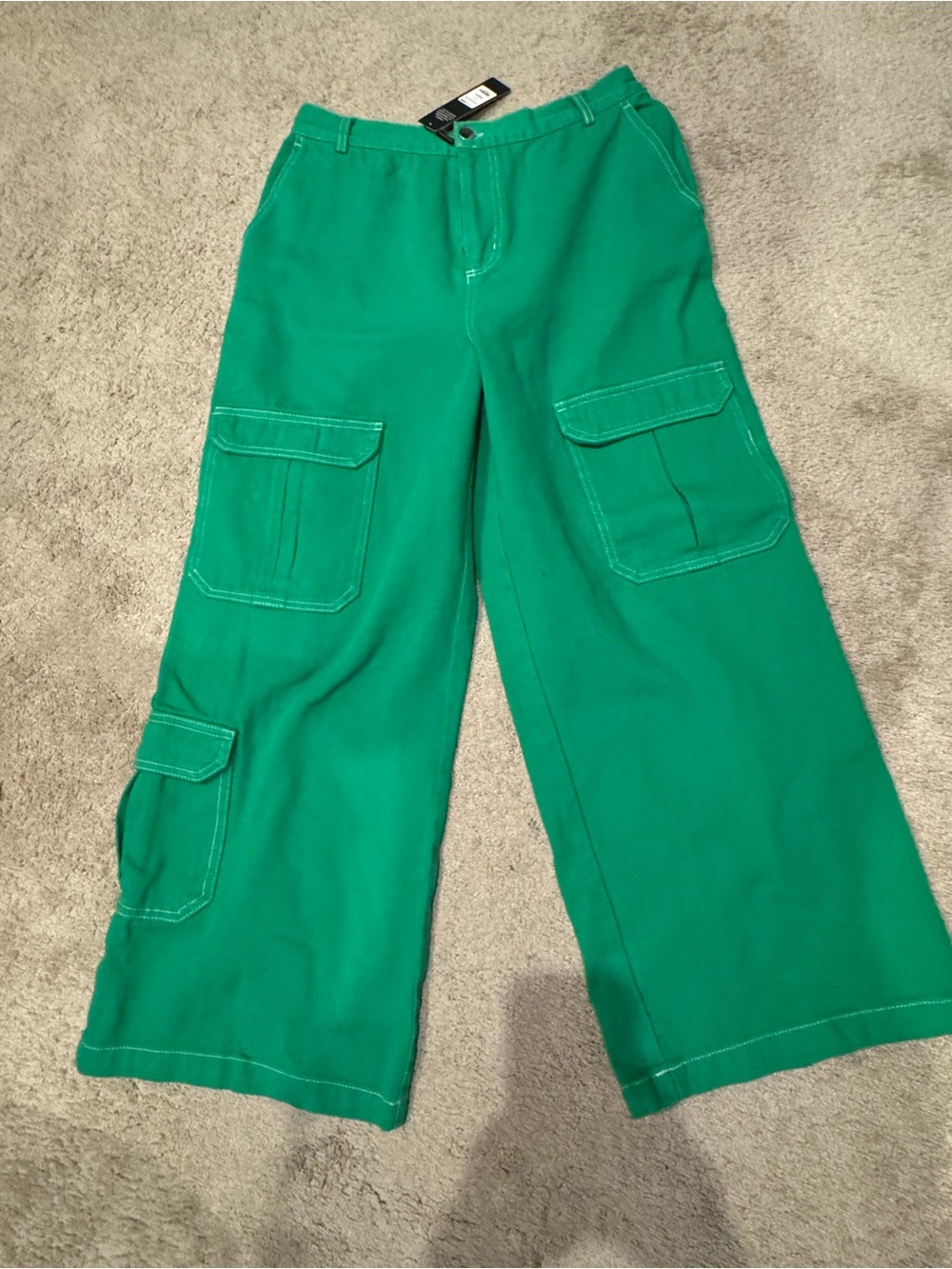 Green Cargo Wide-Leg Pants